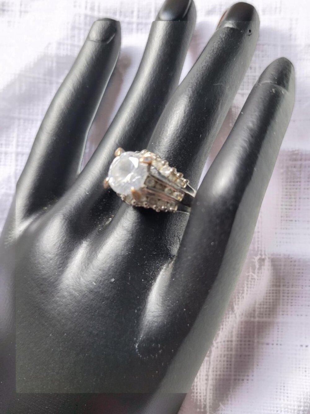 Vintage 1960's Silvertone Center Round Brilliant Cut Chrystal Promise Ring - Picture 9 of 16